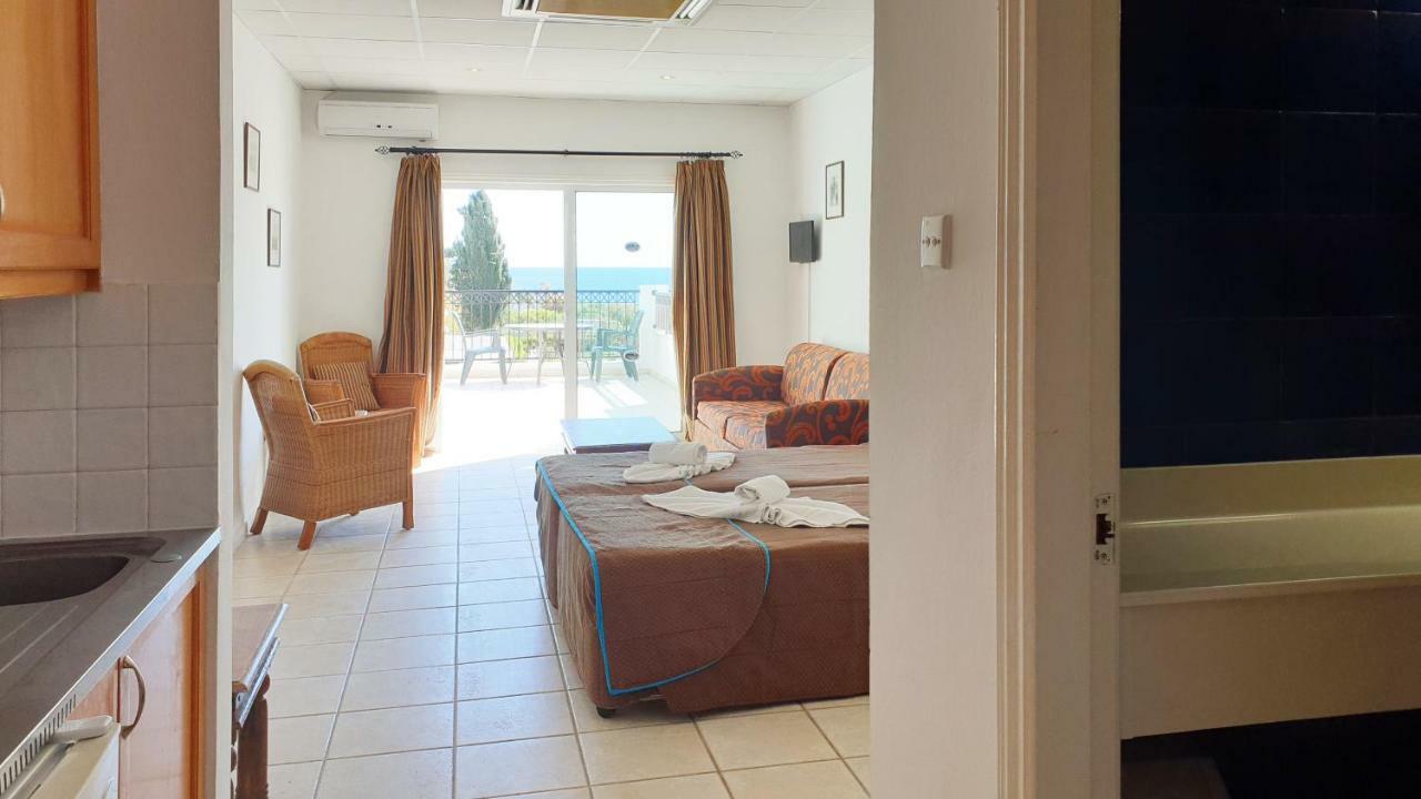 Paramount Hotel Apartments Protaras Exterior foto