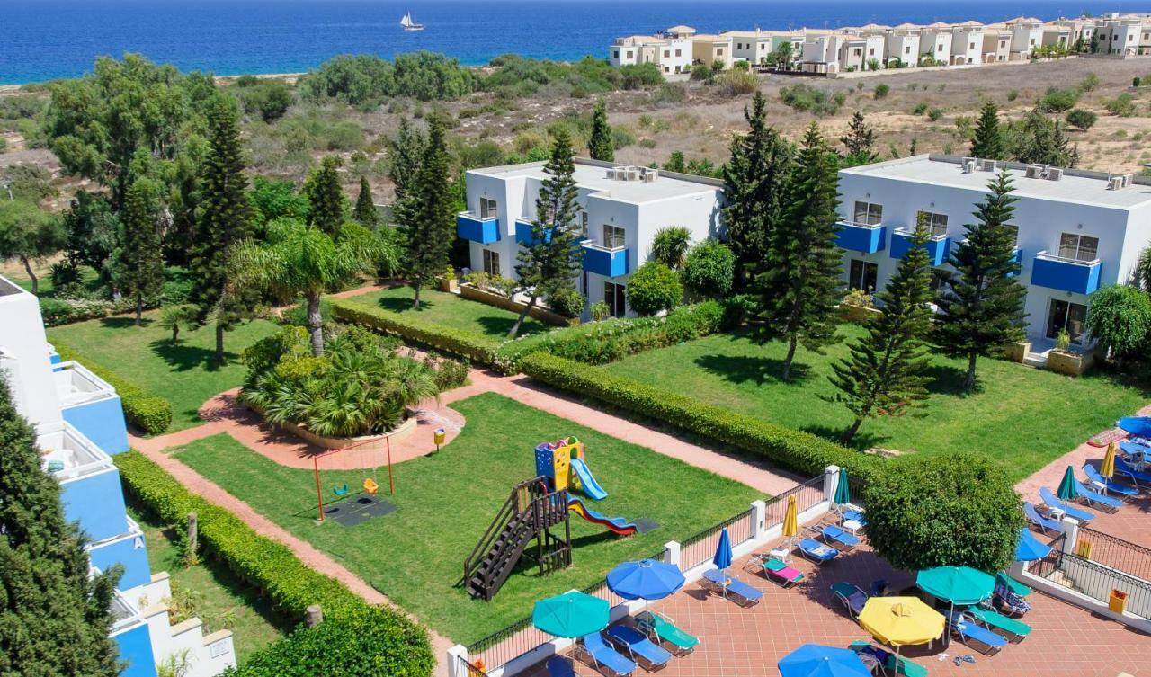 Paramount Hotel Apartments Protaras Exterior foto